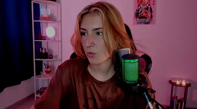 Snapshot of Dakotaa_ chatting on January 17, 2025, 8:44 pm Dakotaa online show from January 17, 2025, 8:44 pm