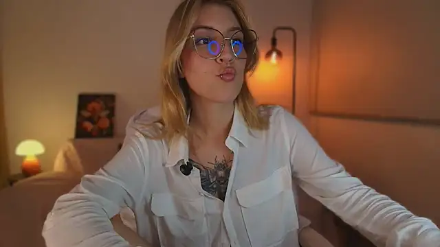 Snapshot of Dakotaa_ chatting on October 11, 2025, 4:46 am Dakotaa online show from October 11, 2025, 4:46 am