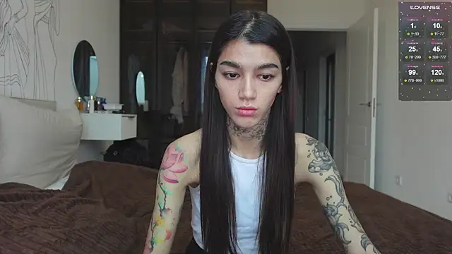 vinkitinkii online show from October 15, 2025, 6:54 am