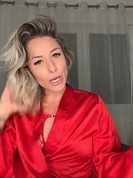 petrouchkaaa  online show from September 27, 2025, 11:55 pm