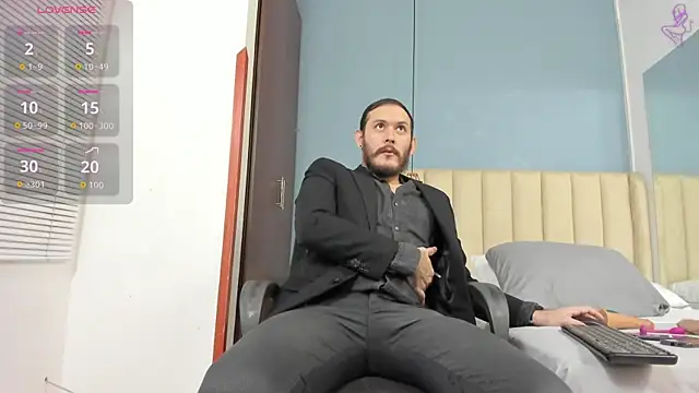 jeanpiere  online show from September 10, 2025, 3:27 am