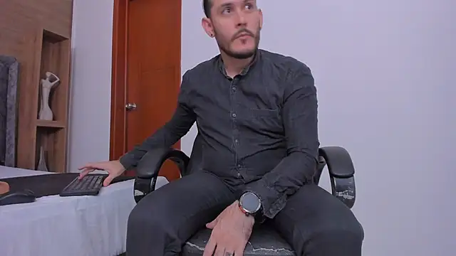 Snapshot of jeanpiere_ chatting on February 6, 2026, 4:30 am jeanpiere online show from February 6, 2026, 4:30 am