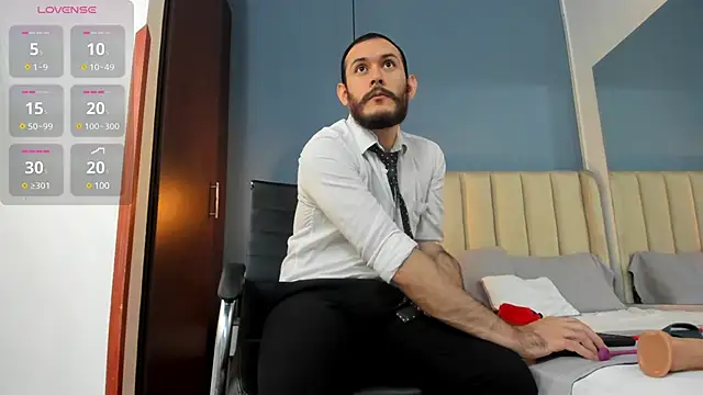 jeanpiere  online show from March 15, 2025, 1:51 pm