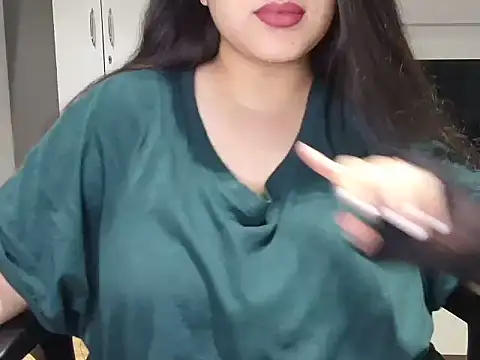 Snapshot of Miss_cutiepie chatting on October 17, 2025, 6:53 pm Miss cutiepie online show from October 17, 2025, 6:53 pm