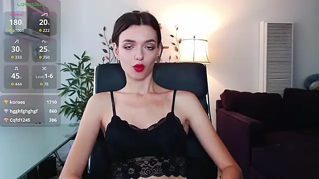 olivia jeas online show from July 27, 2026, 8:05 pm