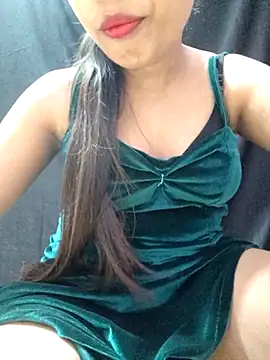Snapshot of Roshni_98 chatting on June 13, 2026, 6:50 pm Roshni 98 online show from June 13, 2026, 6:50 pm
