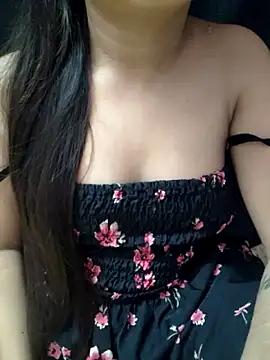 Snapshot of Roshni_98 chatting on May 11, 2026, 5:21 pm Roshni 98 online show from May 11, 2026, 5:21 pm