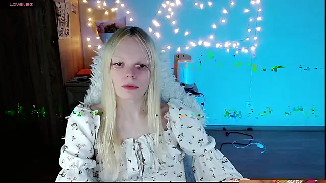 Emily Nyaffee online show from March 23, 2025, 1:53 am