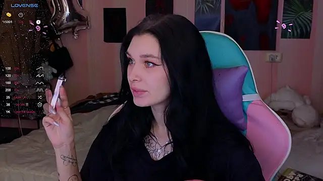 Amanda Tender online show from February 26, 2025, 9:20 pm