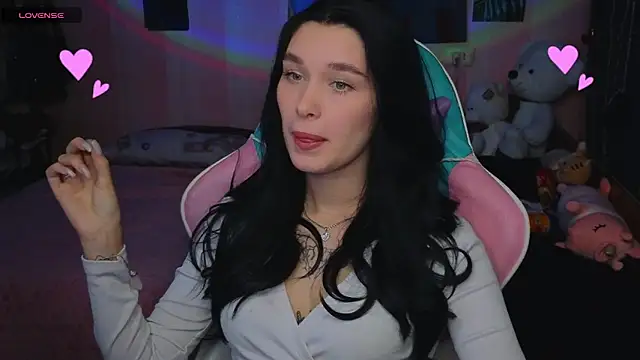 Amanda Tender online show from September 17, 2025, 11:40 pm