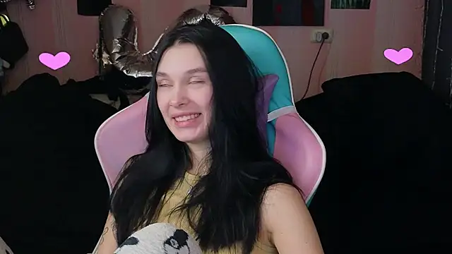 Amanda Tender online show from February 2, 2025, 10:17 pm