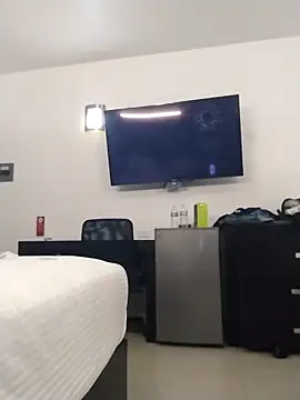 Snapshot of Renooo04 chatting on February 22, 2026, 1:52 am Renooo04 online show from February 22, 2026, 1:52 am