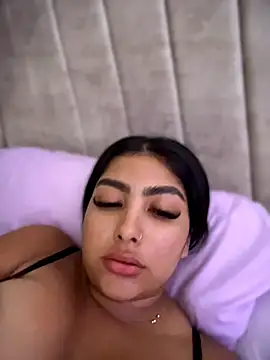 NatashaBrown12 online show from June 21, 2026, 9:42 pm