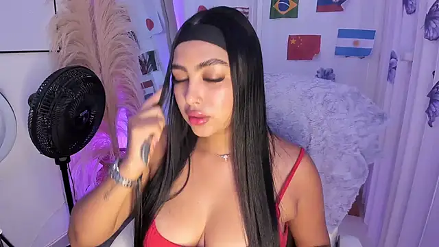 NatashaBrown12 online show from June 18, 2026, 12:54 pm