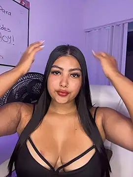 NatashaBrown12 online show from October 29, 2025, 1:21 pm