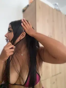 NatashaBrown12 online show from April 30, 2026, 2:35 pm