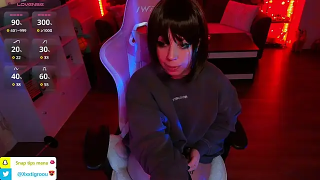 PetiteAngel666 online show from March 21, 2025, 3:44 am