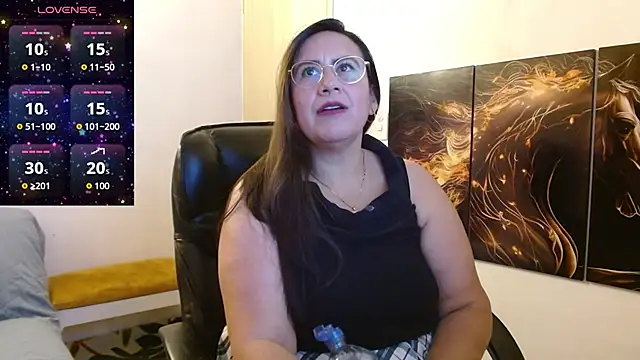 Snapshot of amalia_brunette chatting on January 13, 2026, 10:46 pm amalia brunette online show from January 13, 2026, 10:46 pm