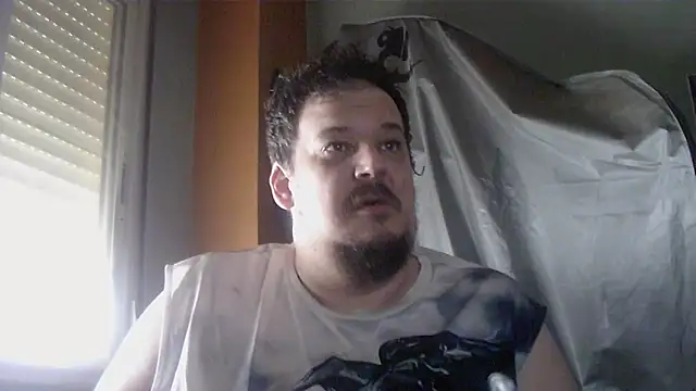 porkorossy online show from May 2, 2026, 7:46 am