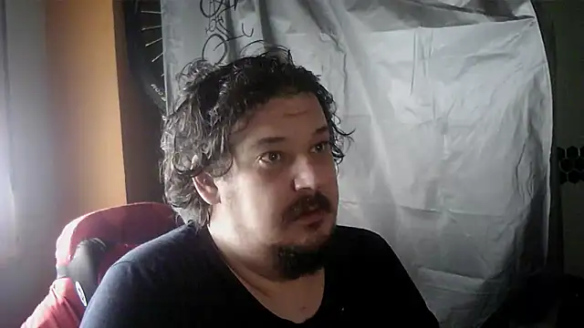 Snapshot of porkorossy chatting on February 26, 2026, 8:03 am porkorossy online show from February 26, 2026, 8:03 am