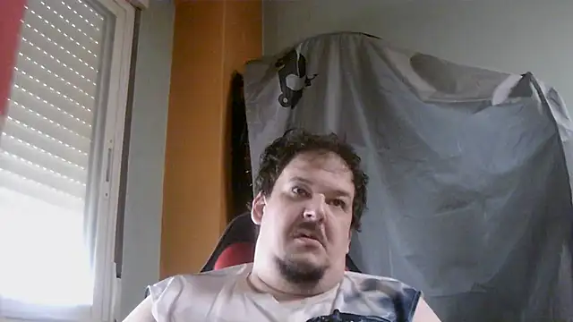 porkorossy online show from June 12, 2026, 7:28 am