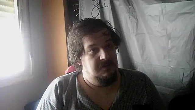 Snapshot of porkorossy chatting on March 4, 2026, 8:55 am porkorossy online show from March 4, 2026, 8:55 am