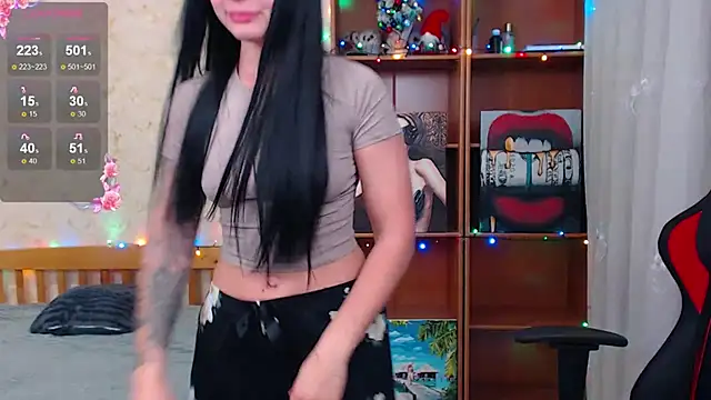 JuicyJess online show from December 3, 2025, 8:30 pm