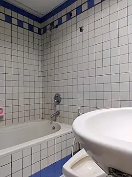 ZIMMY25 online show from April 9, 2026, 6:04 am