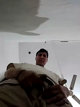 Snapshot of ZIMMY25 chatting on March 21, 2025, 5:21 am ZIMMY25 online show from March 21, 2025, 5:21 am