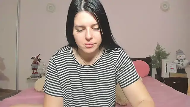 Annatrybebetter online show from January 8, 2025, 8:07 pm