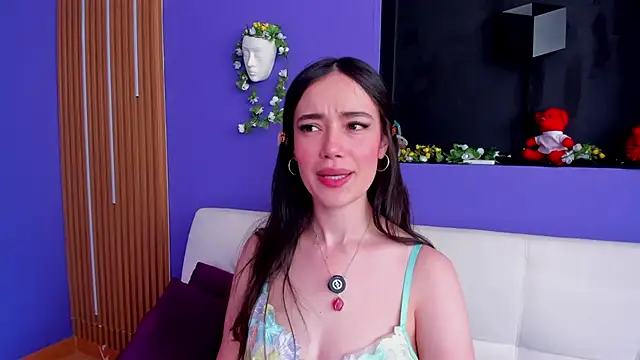 Kate Amaretto  online show from September 13, 2025, 9:15 pm