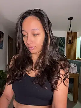 DianaHopson online show from June 16, 2026, 10:37 am