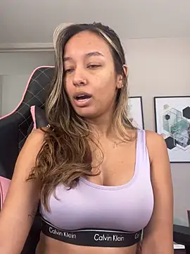 DianaHopson online show from October 16, 2025, 1:41 pm