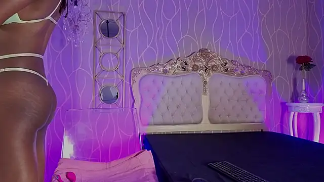 Shanelle   online show from July 21, 2026, 2:07 pm