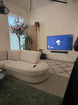 ROXYNL online show from November 11, 2025, 2:12 pm