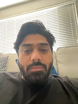 vinayz0 online show from July 23, 2026, 5:31 pm