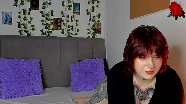 Snapshot of miss_Lizzy chatting on February 5, 2026, 1:23 am miss Lizzy online show from February 5, 2026, 1:23 am