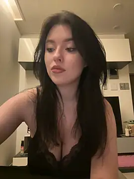 Angela Fosterr online show from April 10, 2026, 5:42 pm