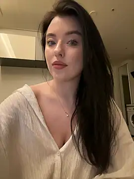 Angela Fosterr online show from August 1, 2026, 7:12 pm