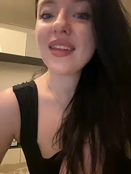 Angela Fosterr online show from June 7, 2026, 6:13 pm