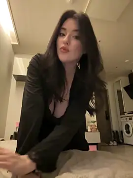 Angela Fosterr online show from February 6, 2026, 6:48 pm