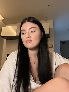 Angela Fosterr online show from September 24, 2025, 1:17 pm