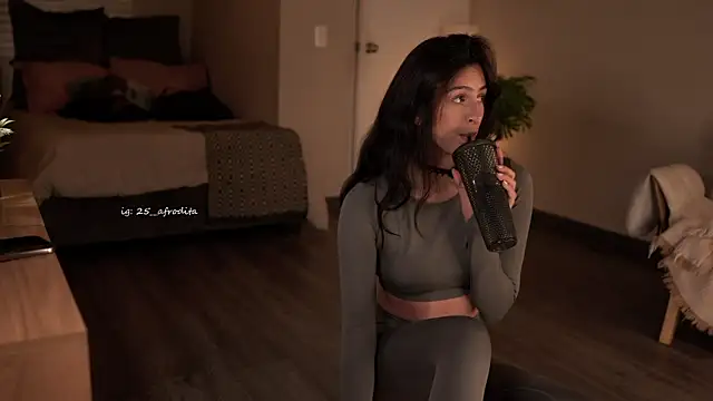 afrodita  25 online show from September 29, 2025, 11:10 pm