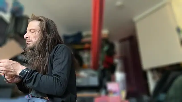 DownstairsSky online show from September 20, 2025, 11:15 am