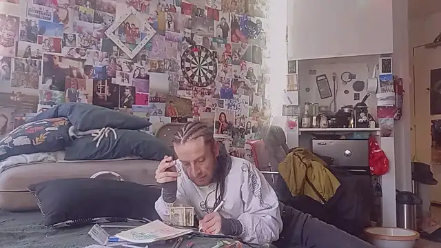 DownstairsSky online show from March 12, 2025, 2:12 pm