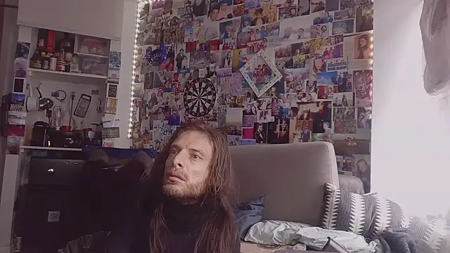 DownstairsSky online show from March 6, 2025, 3:13 pm