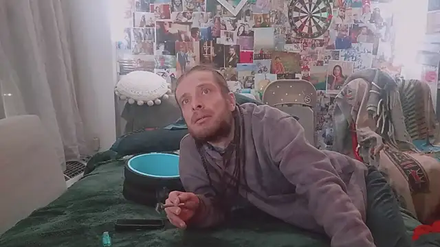 DownstairsSky online show from March 18, 2025, 1:13 am