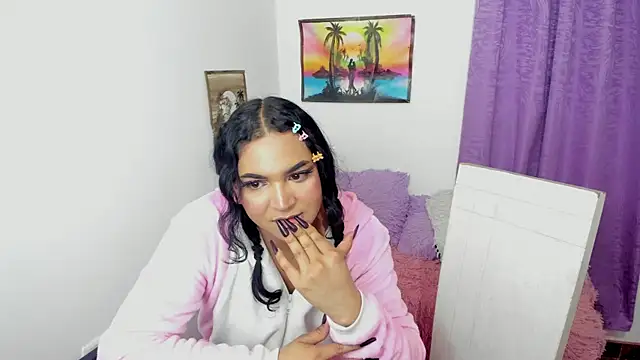 Andrys  online show from October 17, 2025, 8:50 am