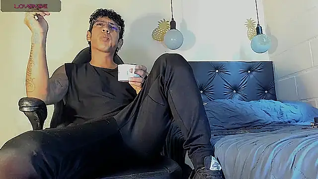 FuckHardlove online show from March 2, 2025, 6:24 pm