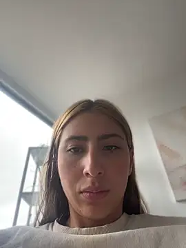 Ameellie online show from July 23, 2026, 3:19 pm